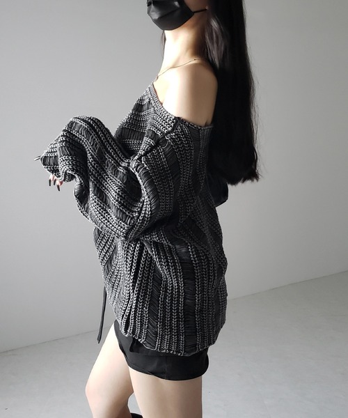 me+em select(ミームセレクト)の「※※【 4color 】ヴィンテージウォッシュクロップドオーバーニット / vintage wash cropped over knit(ニット/セーター・レディース・ブラック/ブラウン/ネイビー/グレー・FREE)」の11枚目の写真