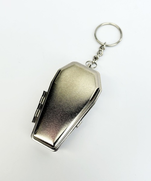 Port（ポート）の「ポータブル シルバー ミニ アッシュトレイ 【 携帯 灰皿 】（アッシュトレイ/ライター・メンズ・シルバー系その他/シルバー系その他3/シルバー/シルバー系その他2・FREE）」の7枚目の写真