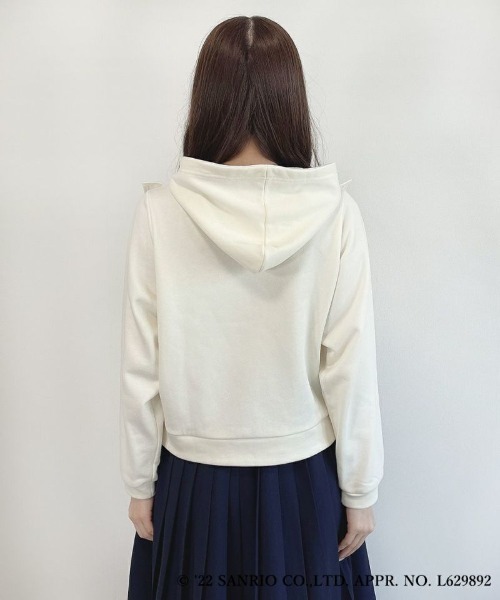 F i.n.t(フィント)の「スカーフ付きスウェットパーカー/ハローキティ/fint フィント(パーカー・レディース・アイボリー・FREE)」の14枚目の写真