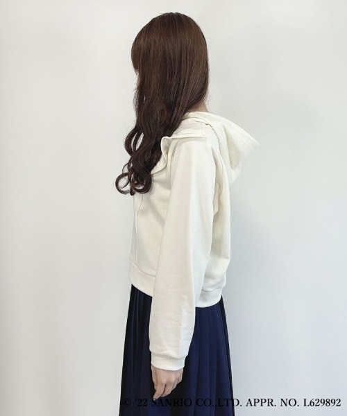 F i.n.t(フィント)の「スカーフ付きスウェットパーカー/ハローキティ/fint フィント(パーカー・レディース・アイボリー・FREE)」の15枚目の写真