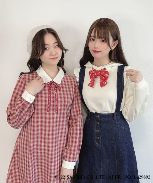 F i.n.t(フィント)の「スカーフ付きスウェットパーカー/ハローキティ/fint フィント(パーカー・レディース・アイボリー・FREE)」の19枚目の写真