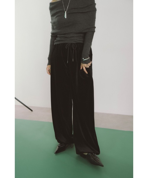 DRWCYS（ドロシーズ）の「ベロア2wayパンツ（スウェットパンツ・レディース・ブラック/オフホワイト・FREE）」の16枚目の写真