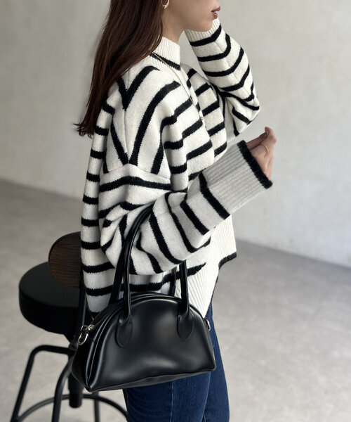 Chez toi(シェトワ)の「BACKスリットハイネックプルオーバー(ニット/セーター・レディース・グレー/ブルー/オフホワイト/アイボリー・FREE)」の10枚目の写真