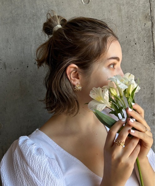 ciite'(シーテ)の「デイジーパール ピアス (両耳用)(ピアス(両耳用)・レディース・シルバー/ゴールド/ピンクゴールド・FREE)」の10枚目の写真