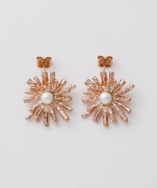 ciite'(シーテ)の「デイジーパール ピアス (両耳用)(ピアス(両耳用)・レディース・シルバー/ゴールド/ピンクゴールド・FREE)」の13枚目の写真