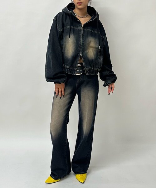 WHO'S WHO gallery（フーズフーギャラリー）の「ヴィンテージライクデニムフードブルゾン（ブルゾン・レディース・ネイビー/ブラック・FREE）」の5枚目の写真