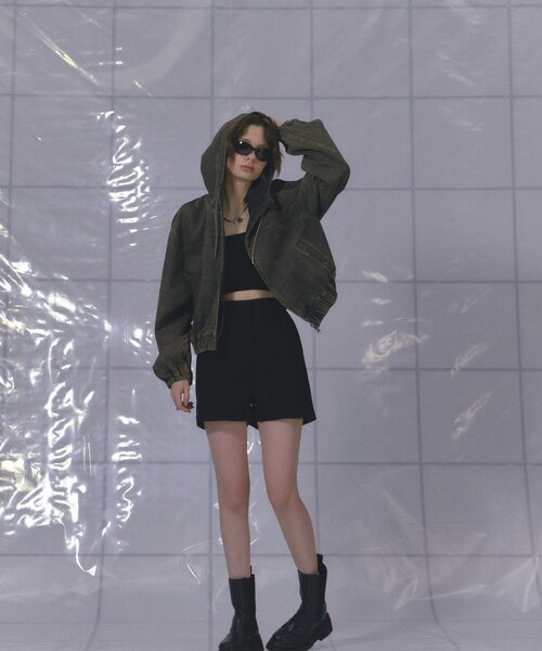 WHO'S WHO gallery（フーズフーギャラリー）の「ヴィンテージライクデニムフードブルゾン（ブルゾン・レディース・ネイビー/ブラック・FREE）」の14枚目の写真