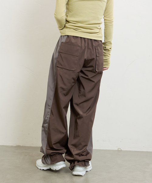 LOW CLASSIC（ロウ　クラシック）の「【LOW CLASSIC/ロウ・クラシック】 CONTRAST BANDING PANTS LW243PT06（その他パンツ・レディース・チャコールグレー/ブラウン・SMALL）」の18枚目の写真