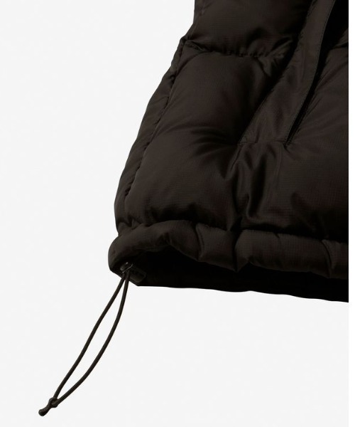 THE NORTH FACE（ザノースフェイス）の「THE NORTH FACE/ザ・ノース・フェイス　Nuptse Jacket ヌプシジャケット  ND92555  【2025年秋冬入荷モデル】（ダウンジャケット/コート・メンズ・ブラック・M/S）」の10枚目の写真