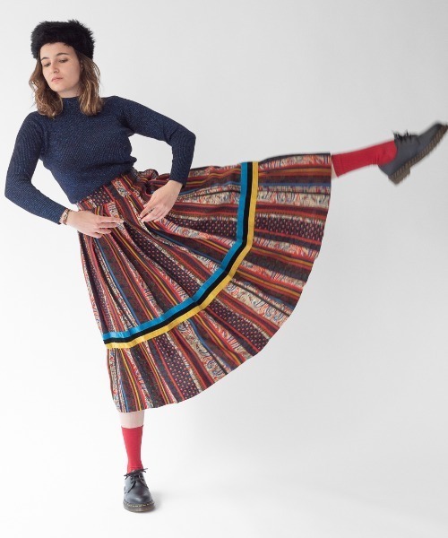 Bonne maison（ボンメゾン）の「【Bonne Maison(ボンヌメゾン)】フランス製 ソックス　靴下　カラフル（ソックス/靴下・レディース・レッド/グリーン/オレンジ/グレー/チャコールグレー/ブルー・36/38）」の20枚目の写真