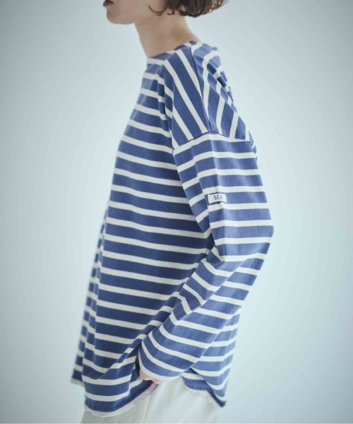 SEA(シー)の「SEA グラフィティ バスクシャツ(Tシャツ/カットソー・レディース・ブルー/ブラック/レッド・ONE SIZE)」の6枚目の写真