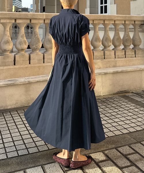 JENNE（ジェンヌ）の「コットンエアリータックワンピース（ワンピース・レディース・ホワイト/ネイビー/イエロー・SMALL/MEDIUM/LARGE）」の6枚目の写真