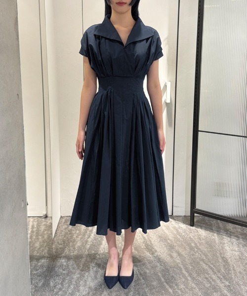 JENNE（ジェンヌ）の「コットンエアリータックワンピース（ワンピース・レディース・ホワイト/ネイビー/イエロー・SMALL/MEDIUM/LARGE）」の13枚目の写真