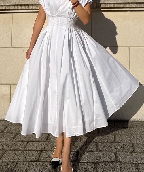 JENNE（ジェンヌ）の「コットンエアリータックワンピース（ワンピース・レディース・ホワイト/ネイビー/イエロー・SMALL/MEDIUM/LARGE）」の21枚目の写真