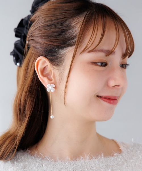 flower(フラワー)の「パールブランコピアス(ピアス(片耳用)・レディース・ホワイト・FREE)」の7枚目の写真