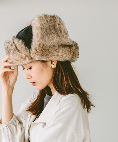 GLOBAL WORK(グローバルワーク)の「フワモコフライトCAP/234338(キャップ・レディース・ブラック系9/グレイッシュベージュ/ブラック系・ONE SIZE)」の1枚目の写真