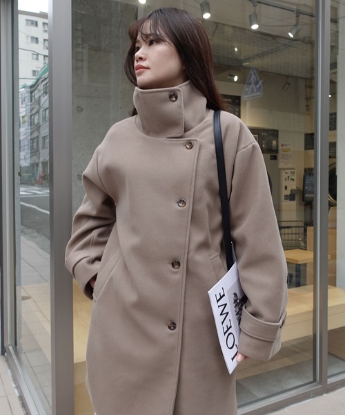 CORNERS（コーナーズ）の「スタンドカラーボリューム袖コート（ステンカラーコート・レディース・ブラック/ベージュ/モカ/アイボリー/ブルー・M/L）」の6枚目の写真