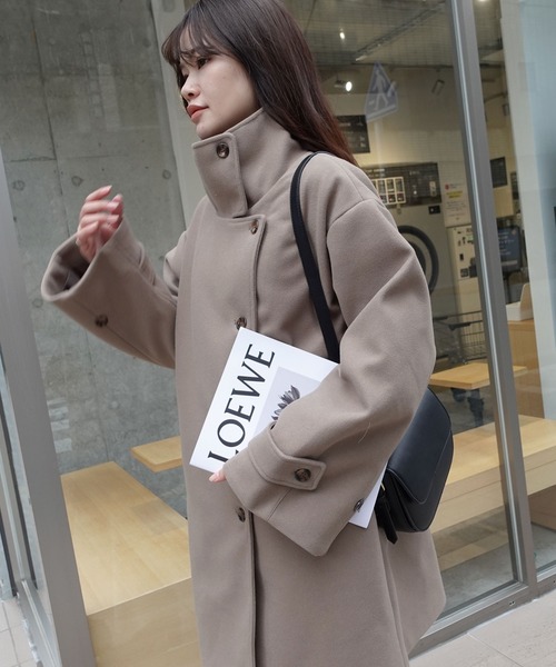 CORNERS（コーナーズ）の「スタンドカラーボリューム袖コート（ステンカラーコート・レディース・ブラック/ベージュ/モカ/アイボリー/ブルー・M/L）」の8枚目の写真