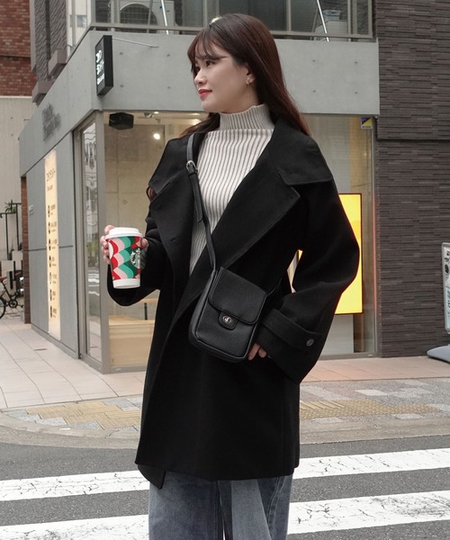 CORNERS（コーナーズ）の「スタンドカラーボリューム袖コート（ステンカラーコート・レディース・ブラック/ベージュ/モカ/アイボリー/ブルー・M/L）」の15枚目の写真