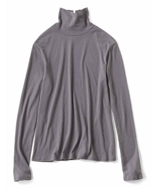IEDIT(イディット)の「IEDIT すべすべな着心地にこだわったシルク混の2ーWAYネックトップス(Tシャツ/カットソー・レディース・ブラック/オフホワイト/グレー・LL/3L/M/L/4L/S)」の9枚目の写真