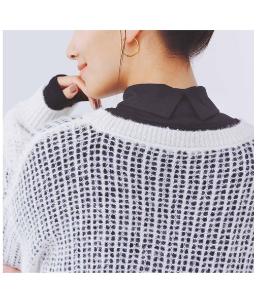 IEDIT(イディット)の「IEDIT すべすべな着心地にこだわったシルク混の2ーWAYネックトップス(Tシャツ/カットソー・レディース・ブラック/オフホワイト/グレー・LL/3L/M/L/4L/S)」の12枚目の写真