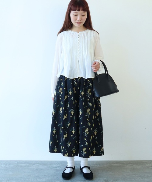 【美品】bulle de savon 野山刺繍 スカート セール】○ミモザ刺しゅう タックスカート（スカート）｜bulle