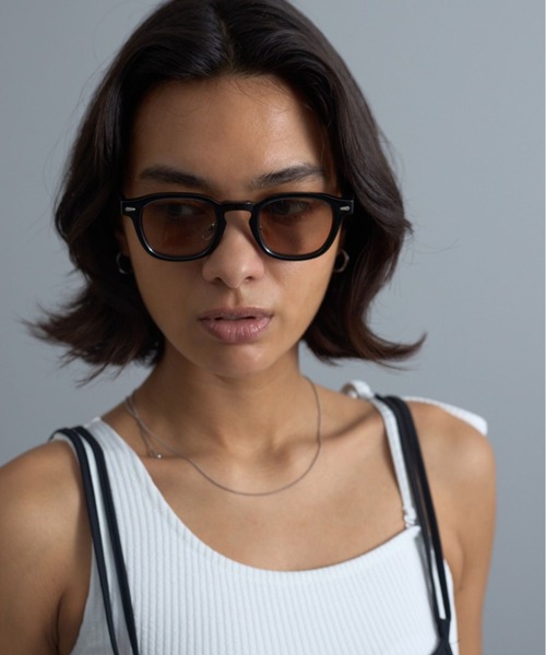 COLONY 2139（コロニートゥーワンスリーナイン）の「テレビジョンカットサングラス（サングラス・レディース・ブラウン/クリア/グレー・FREE）」の2枚目の写真