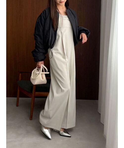 OUNNOUN（オウンノウン）の「【OUNNOUN】ワイドレッグオールインワン（つなぎ/オールインワン・レディース・ベビーピンク/ブラック/ライトグレー・MEDIUM/SMALL）」の2枚目の写真