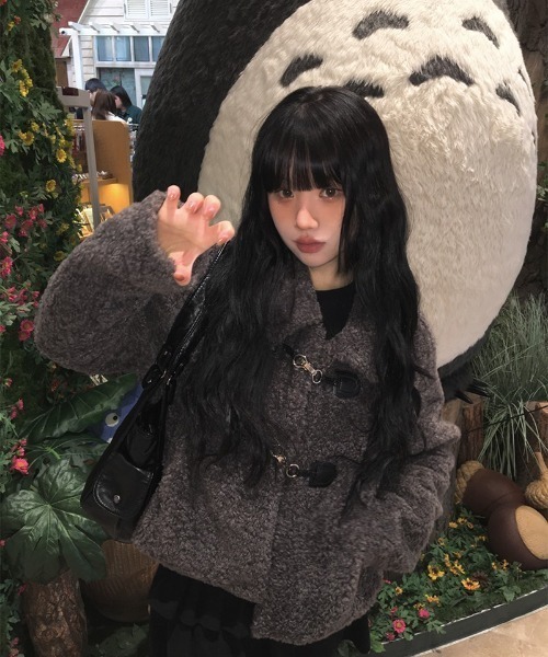 anyonemore（エニワンモア）の「ティアードコーデュロイミニスカート（スカート・レディース・ブラック/クリーム・SMALL/MEDIUM）」の18枚目の写真