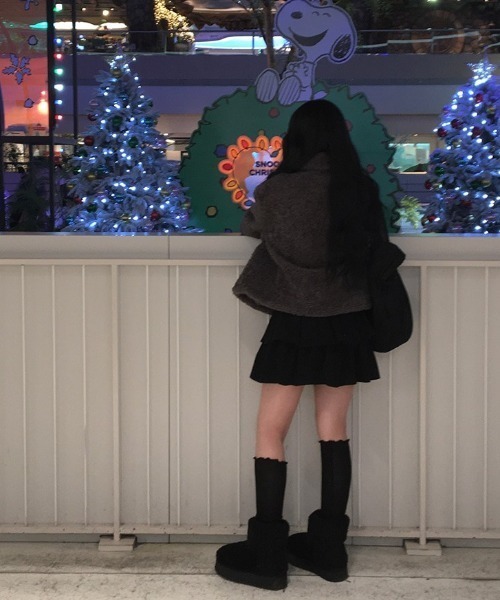 anyonemore（エニワンモア）の「ティアードコーデュロイミニスカート（スカート・レディース・ブラック/クリーム・SMALL/MEDIUM）」の20枚目の写真