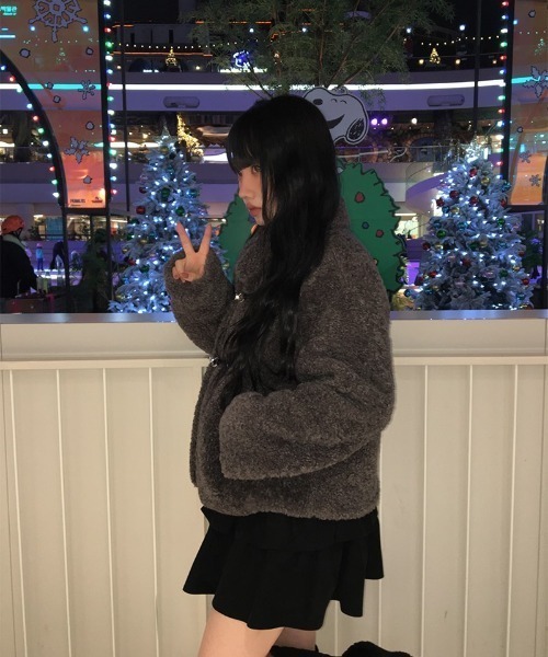 anyonemore（エニワンモア）の「ティアードコーデュロイミニスカート（スカート・レディース・ブラック/クリーム・SMALL/MEDIUM）」の19枚目の写真