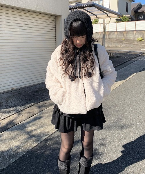 anyonemore（エニワンモア）の「ティアードコーデュロイミニスカート（スカート・レディース・ブラック/クリーム・SMALL/MEDIUM）」の11枚目の写真