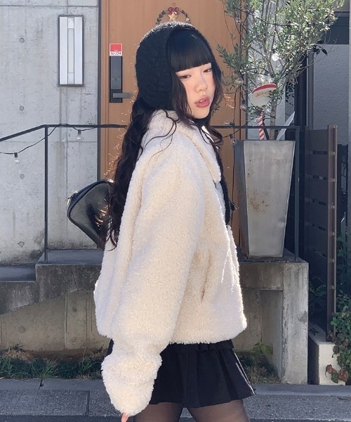 anyonemore（エニワンモア）の「ティアードコーデュロイミニスカート（スカート・レディース・ブラック/クリーム・SMALL/MEDIUM）」の9枚目の写真