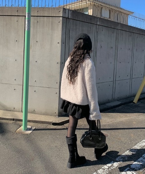 anyonemore（エニワンモア）の「ティアードコーデュロイミニスカート（スカート・レディース・ブラック/クリーム・SMALL/MEDIUM）」の15枚目の写真