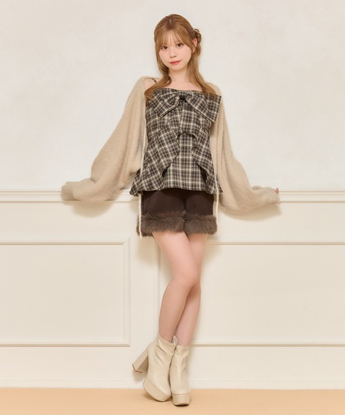 apres jour（アプレジュール）の「フェイクファー付きショートパンツ【ZOZOTOWN限定アイテム】（その他パンツ・レディース・ブラック系その他/ブラック/ブラウン系その他/ボルドー・X-LARGE/フリー）」の17枚目の写真