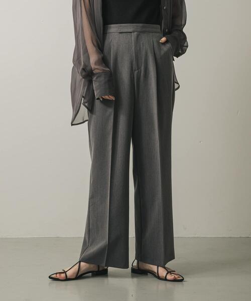 SENSE OF PLACE by URBAN RESEARCH（センスオブプレイスバイアーバンリサーチ）の「センタープレスストレートパンツ（その他パンツ・レディース・ブラック/グレー/ネイビー/チェック・TALL/MEDIUM/SMALL/LARGE/X-SMALL）」の3枚目の写真