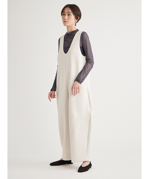 emmi（エミ）の「eco ダンボールコクーンコンビネゾン（つなぎ/オールインワン・レディース・アイボリー/ネイビー・0/1）」の6枚目の写真