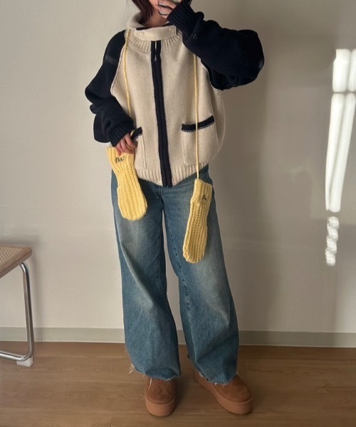 nemne store(ネンネストア)の「ラグランドライバーズニット(ニット/セーター・レディース・ネイビー/グレー系・SMALL/MEDIUM)」の4枚目の写真