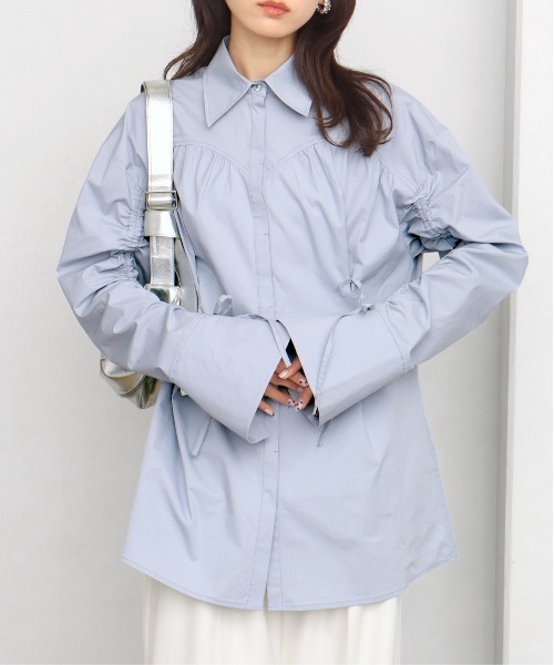 NOGLE（ノグル）の「【NOGLE/ノグル】シャーリングリボンシャツ（シャツ/ブラウス・レディース・ブルー/ブラック/ホワイト・FREE）」の3枚目の写真