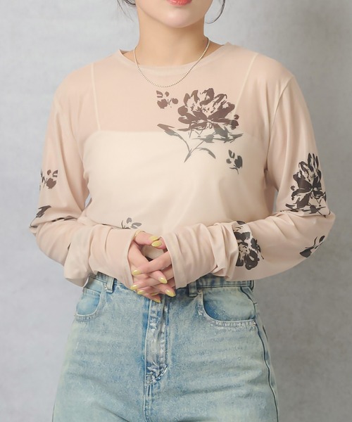 Lull（ルル）の「【Lull / ルル】フラワープリントシアースキントップス（Tシャツ/カットソー・レディース・ベージュ/ブラック・ONESIZE）」の8枚目の写真