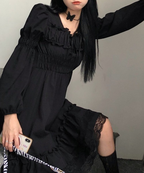 Mejoul（メジュール）の「シャーリング パフスリーブ レースミニワンピース（ワンピース・レディース・ブラック・S/M/L）」の11枚目の写真