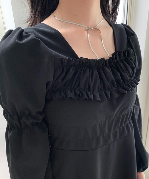 Mejoul（メジュール）の「シャーリング パフスリーブ レースミニワンピース（ワンピース・レディース・ブラック・S/M/L）」の20枚目の写真