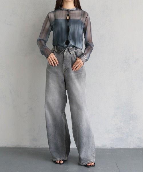 cheriella(シェリエラ)の「【cheriella】前後2WAYウェーブホールマーブルシアートップス 2-WAY WAVE HOLE MARBLE SHEER TOPS(Tシャツ/カットソー・レディース・チャコールグレー/ブルー/カーキ/ワイン/グリーン/ベージュ/パープル・M)」の10枚目の写真