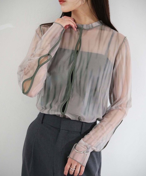 cheriella(シェリエラ)の「【cheriella】前後2WAYウェーブホールマーブルシアートップス 2-WAY WAVE HOLE MARBLE SHEER TOPS(Tシャツ/カットソー・レディース・チャコールグレー/ブルー/カーキ/ワイン/グリーン/ベージュ/パープル・M)」の12枚目の写真