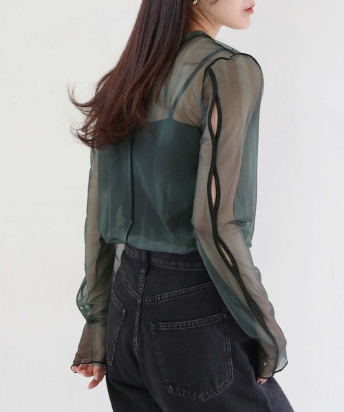 cheriella(シェリエラ)の「【cheriella】前後2WAYウェーブホールマーブルシアートップス 2-WAY WAVE HOLE MARBLE SHEER TOPS(Tシャツ/カットソー・レディース・チャコールグレー/ブルー/カーキ/ワイン/グリーン/ベージュ/パープル・M)」の18枚目の写真