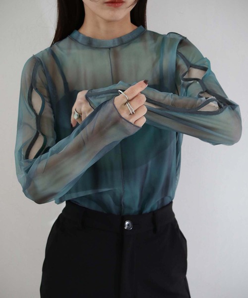 cheriella(シェリエラ)の「【cheriella】前後2WAYウェーブホールマーブルシアートップス 2-WAY WAVE HOLE MARBLE SHEER TOPS(Tシャツ/カットソー・レディース・チャコールグレー/ブルー/カーキ/ワイン/グリーン/ベージュ/パープル・M)」の21枚目の写真
