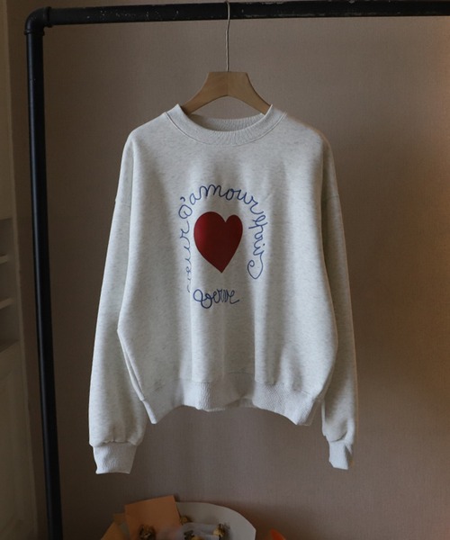 BENDER TOKYO(ベンダートウキョウ)の「ハートモチーフ ロゴプリント クルーネック スウェット(スウェット・レディース・ネイビー/オフホワイト/アッシュ/グレー・S/M/L)」の22枚目の写真