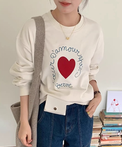 BENDER TOKYO(ベンダートウキョウ)の「ハートモチーフ ロゴプリント クルーネック スウェット(スウェット・レディース・ネイビー/オフホワイト/アッシュ/グレー・S/M/L)」の8枚目の写真