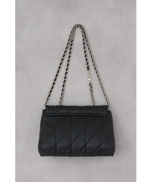 AZUL by moussy（アズールバイマウジー）の「フェイクレザーキルティングバッグ（ショルダーバッグ・レディース・シルバー系その他/ブラック/グレイッシュベージュ・FREE）」の8枚目の写真