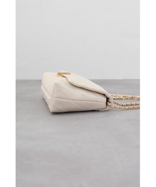 AZUL by moussy（アズールバイマウジー）の「フェイクレザーキルティングバッグ（ショルダーバッグ・レディース・シルバー系その他/ブラック/グレイッシュベージュ・FREE）」の16枚目の写真